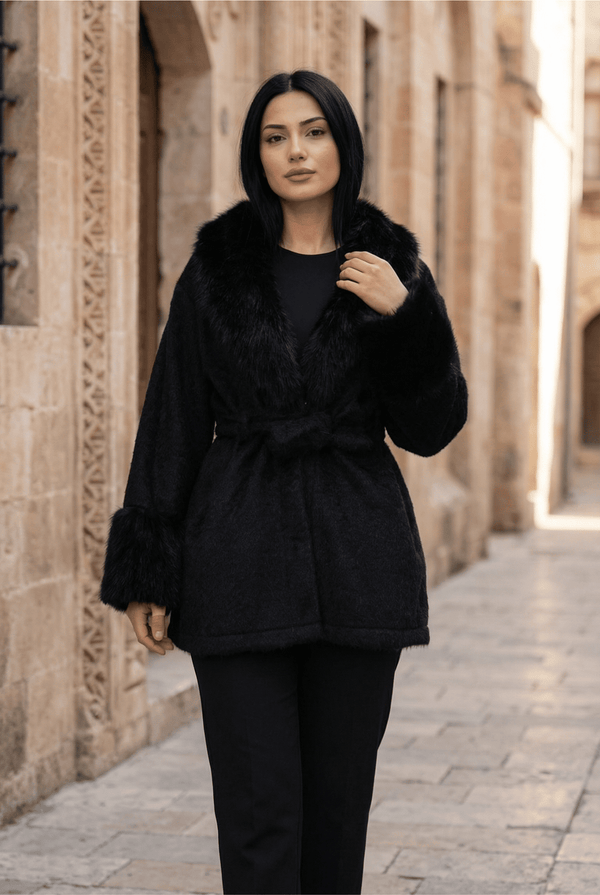 Kürk Detaylı Kuşaklı Buklet Kaban 3043