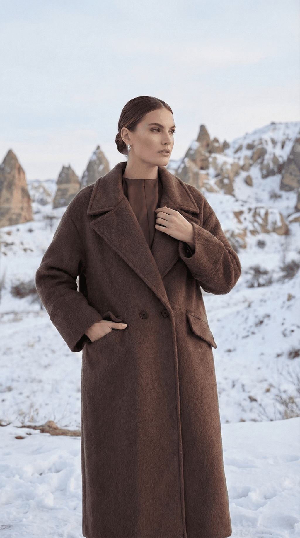 Tay Tüyü Uzun Ceket - Desfita